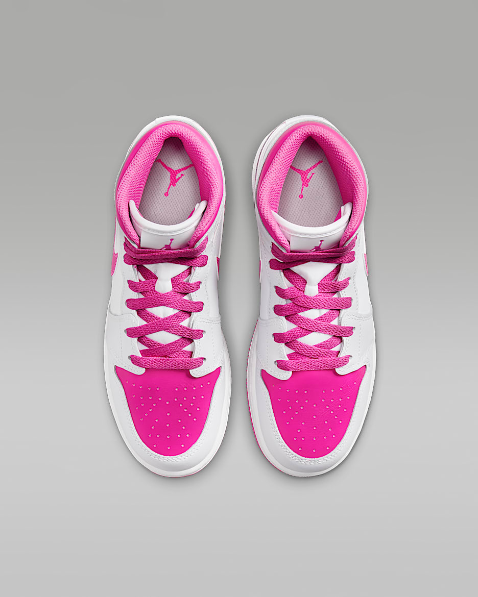 Air Jordan 1 Mid Older Kids Shoes. Nike UK